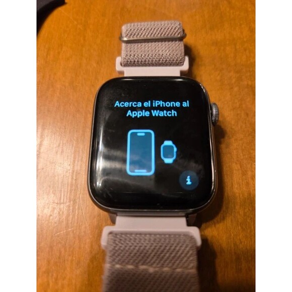 Apple Other - Apple Watch Series 4 Nike 44mm GPS Black Beige Band Fully Functional